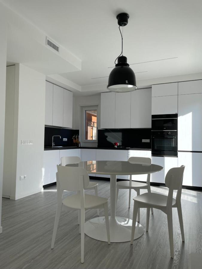 Domus Fersina Apartment Trento Bagian luar foto